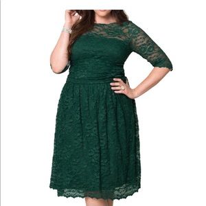 Kiyonna Luna dress - green lace